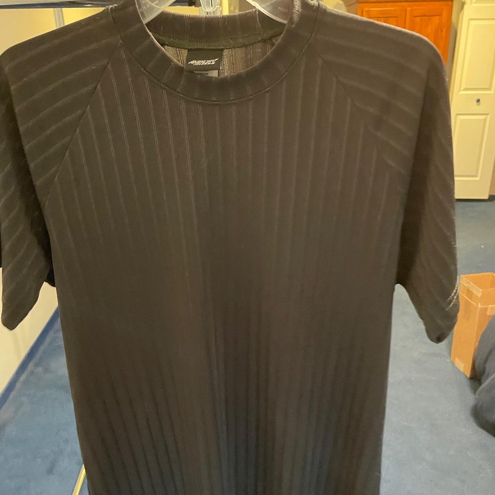 MENS AMPLIFY RIBBED SHIRT DARK OLIVE SHIRT SIZE L
